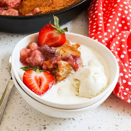 Easy Strawberry Cobbler Recipe