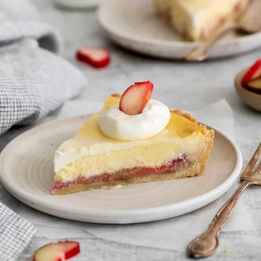Rhubarb Cheesecake Pie