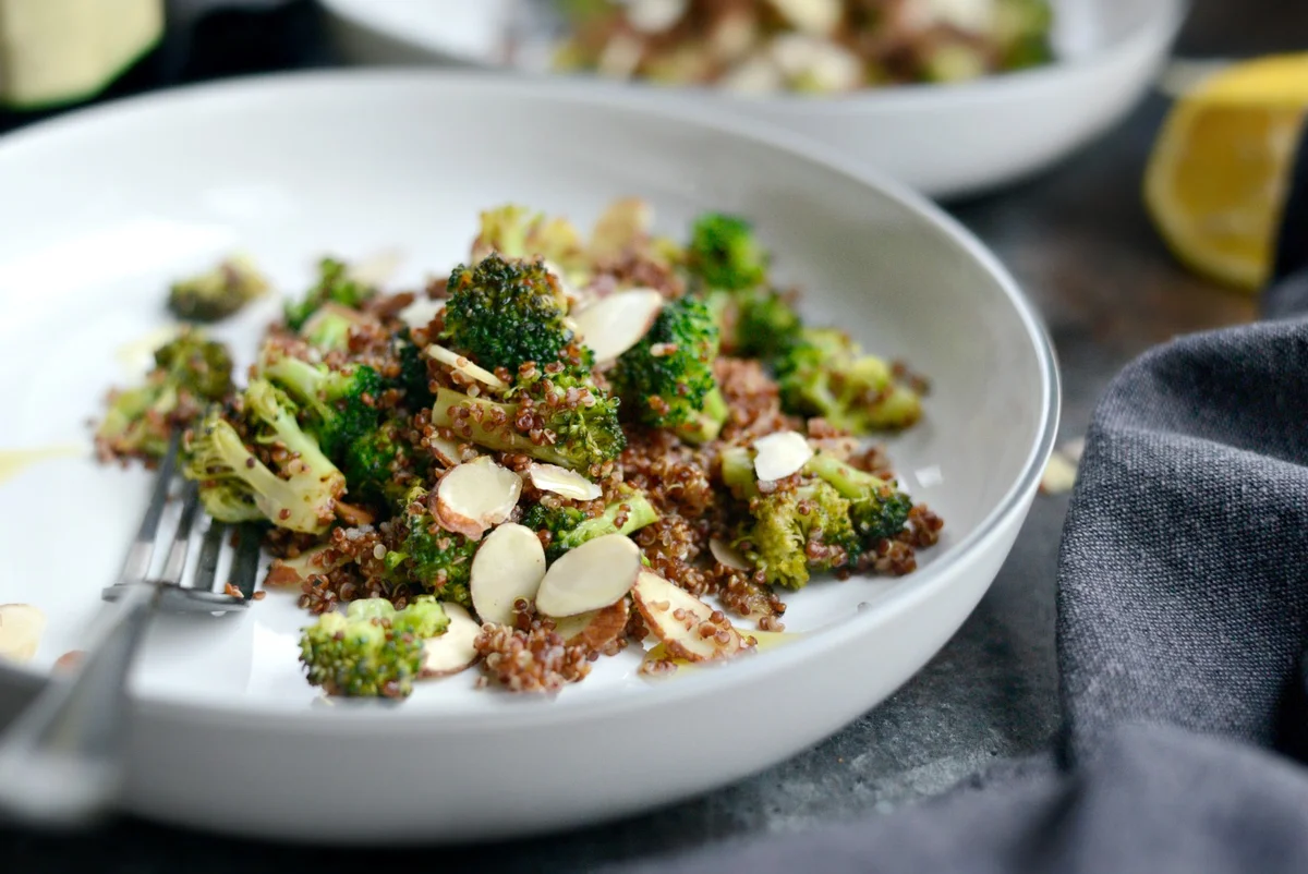 Easy Lemon Broccoli Almond Quinoa