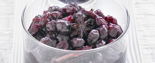 Cranberry and red wine sauce