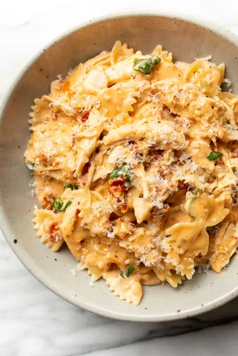 Heirate-mich-Hähnchen-Pasta