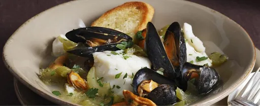 Bacalao con mejillones