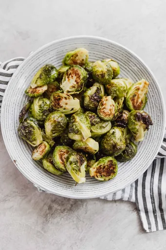 Crispy Roasted Brussel Sprouts with Tender, Caramelized Centers