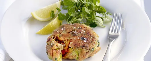 Pasteles de pescado con salmón ahumado y boniato