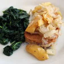 Pork chops with apples anda caramelized onions