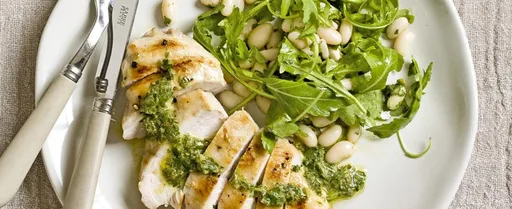 Pollo con salsa verde
