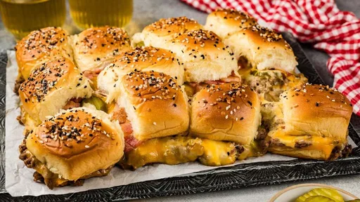 Bacon Cheeseburger Sliders