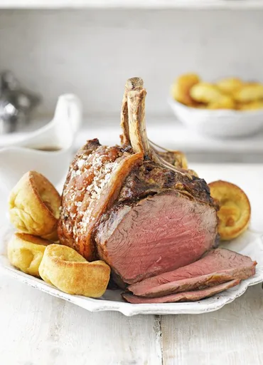 Roast rib of beef with Yorkshire puddings