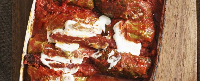 Stuffed cabbage leaves
