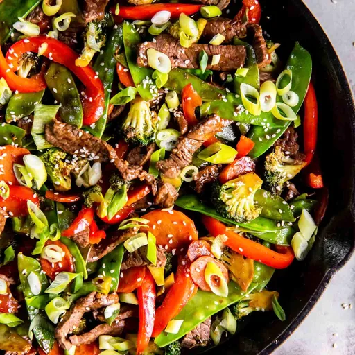 Ternera salteada con verduras