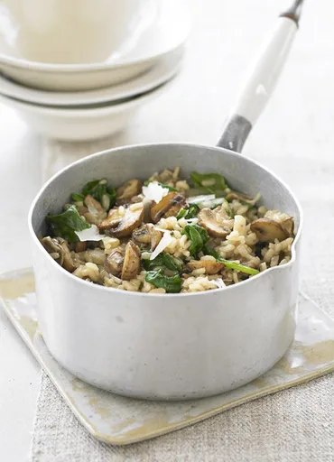 Risotto de setas silvestres y espinacas
