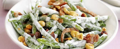 Green beans with soured cream dressing