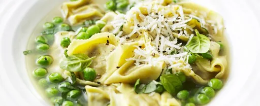 Tortellini in a pea broth