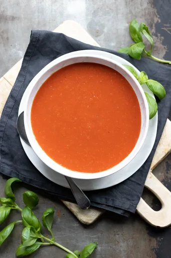 Sopa de tomate fácil