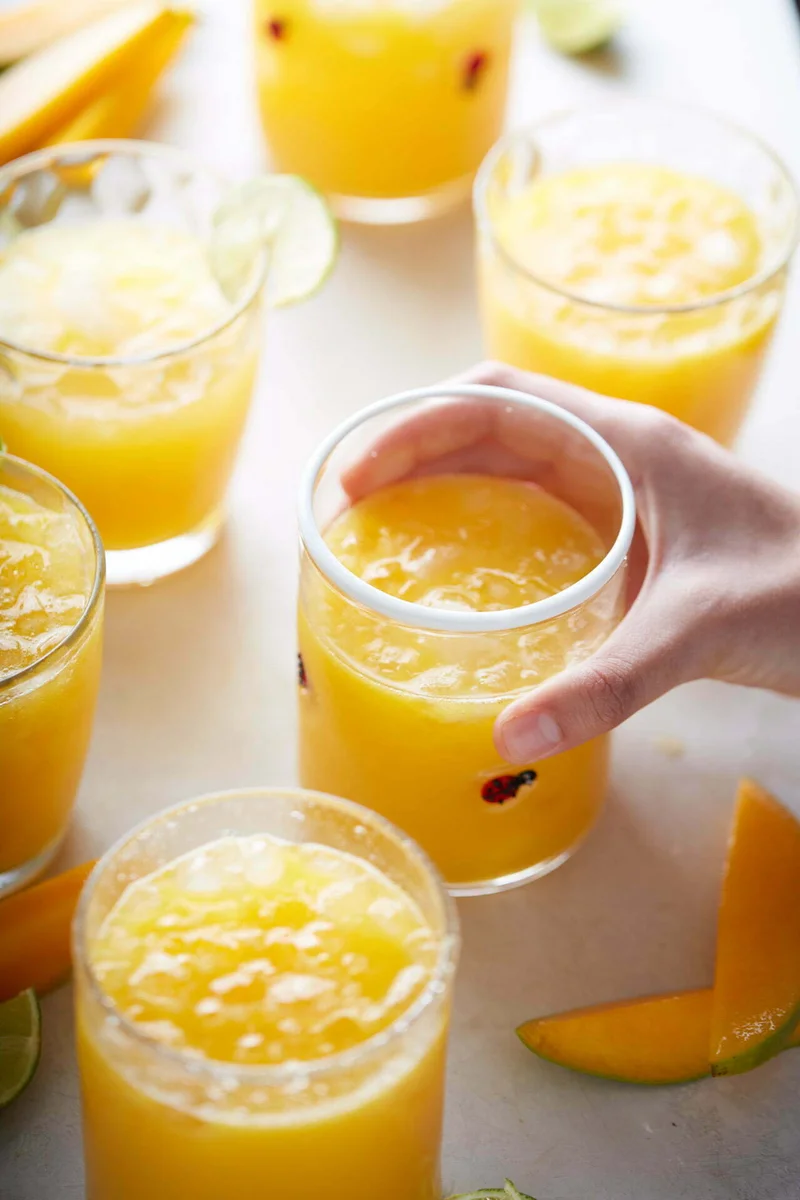Mango agua fresca, bebida mexicana de mango