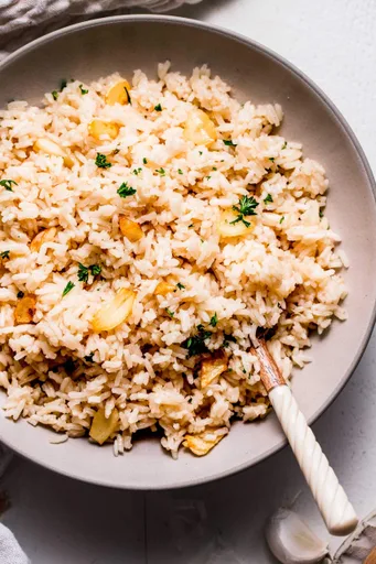 Arroz al ajo