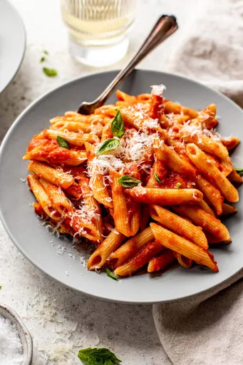Receta rápida y sencilla de penne pomodoro