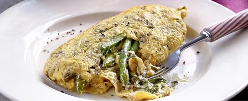 Tortilla de espárragos y acedera