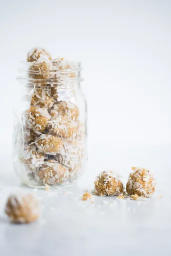 Bolitas de limón y nuez de la india