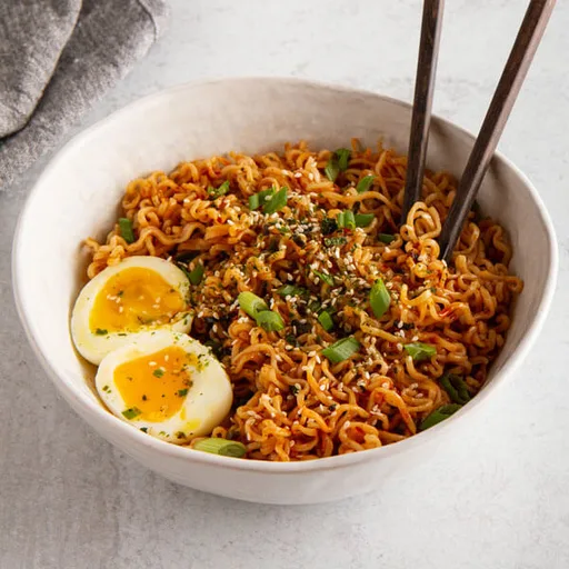 Fideos picantes con mantequilla de sésamo