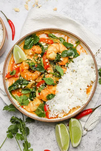 30-Minute Shrimp In Coconut Curry Sauce