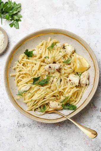 Pasta picante con cangrejo en 20 minutos