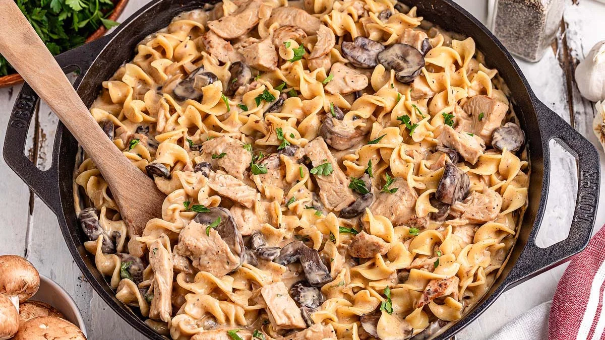 Leftover Turkey Stroganoff