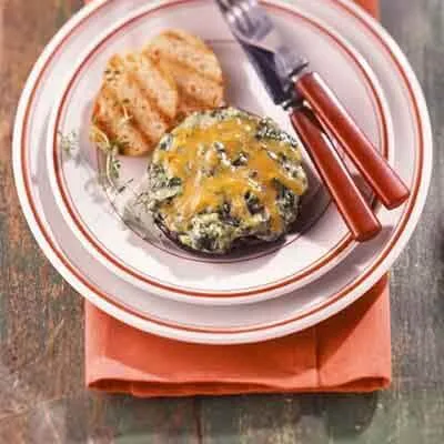 Setas portobello rellenas de espinacas