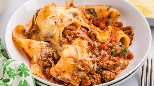 Pasta paccheri