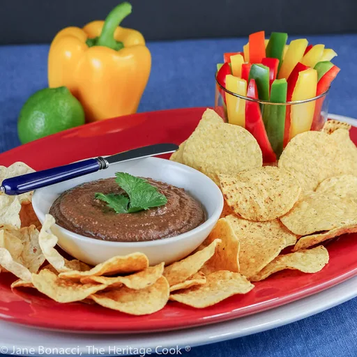 Chipotle Black Bean Dip for the Super Bowl (Gluten Free)