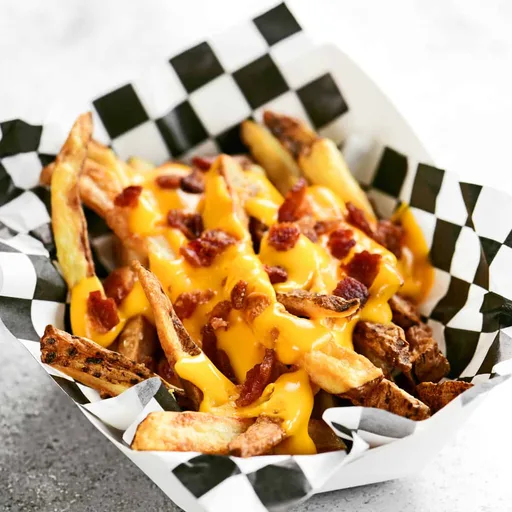 Patatas fritas con queso