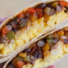 Black Bean Fajita Breakfast Wraps