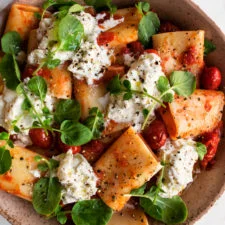 Simple Cherry Tomato Pasta