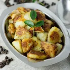 Potato Pepper Fry / Urulai Milagu Varuval
