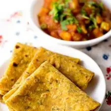 Radish Chapati - Mullangi Masala Chapati