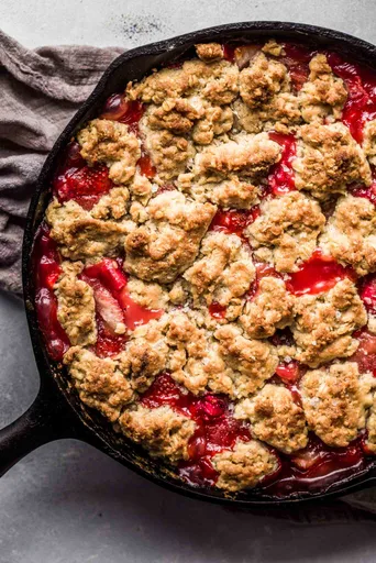 Strawberry Rhubarb Cobbler