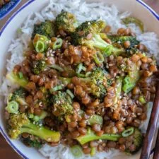 Sauté de lentilles et de brocoli