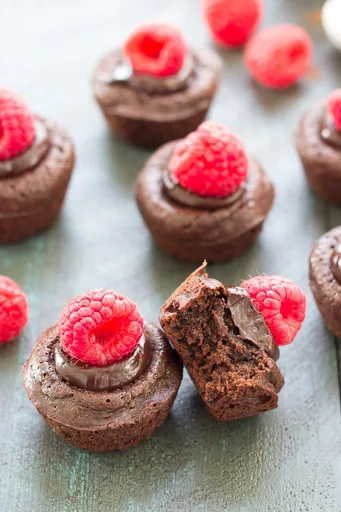 Raspberry Brownie Bites