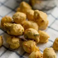 Kongunad Thellattu - Rice and Lentil Vadai Recipe