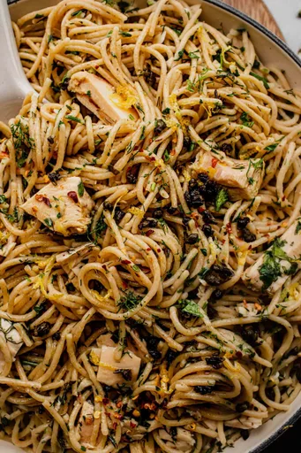 Pasta fácil con atún en lata