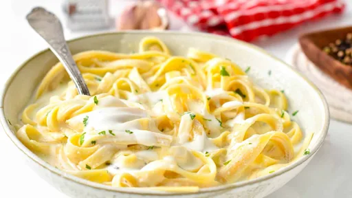 Salsa Alfredo con yogur griego