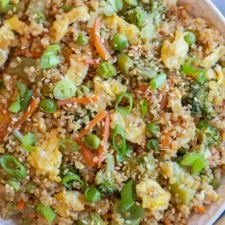 Receta fácil de arroz frito con quinoa