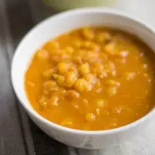 White Pattani Kuzhambu, Dry Peas Curry