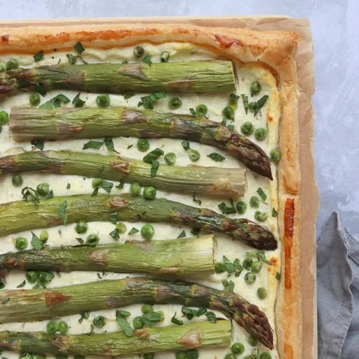 Tarta de espárragos y ricotta
