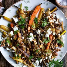 Zanahorias asadas con vinagreta de cebollino