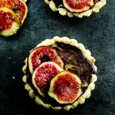 Tahini Truffle and Fig Tarts