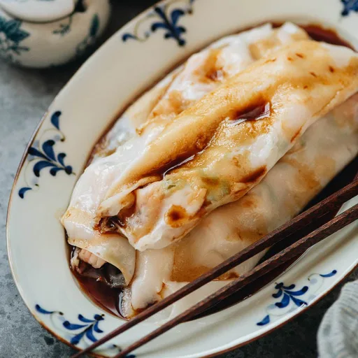 Cheung Fun with Shrimp (鲜虾肠粉)