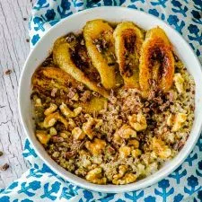 Quinoa Breakfast Bowl with Caramelized Bananas