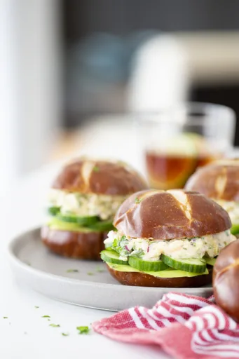 Sándwich de Ensalada de Garbanzos (Estilo Atún Vegano)