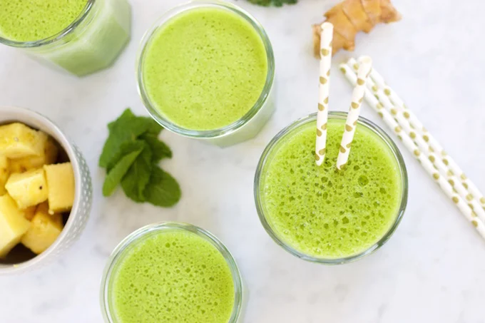 Smoothie de Piña y Menta con Kale